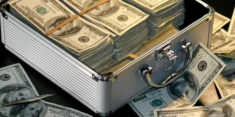 تركيا.. اليورو يحطم رقمًا قياسيًّا والدولار في صعود