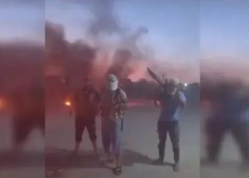 مواجهات مسلحة بين العشائر العربية والوحدات الكردية في شرق سوريا