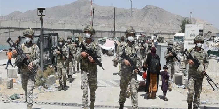 تركيا تستعد لإجلاء رعاياها من لبنان