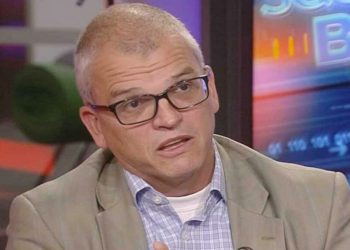 خبير بريطاني: لولا شيمشك لتكررت أزمة عام 2000 المالية