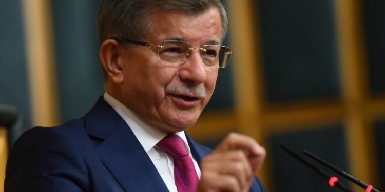 هل افتعلت تركيا ثورات الربيع العربي؟ داود أوغلو يجيب..