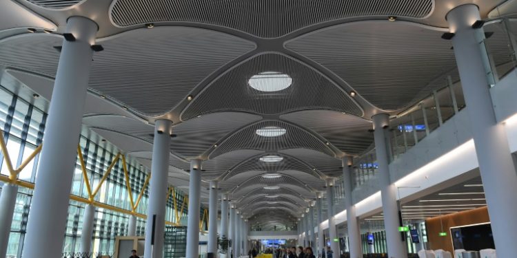 50 مليون مسافر عبر مطار إسطنبول خلال 8 أشهر