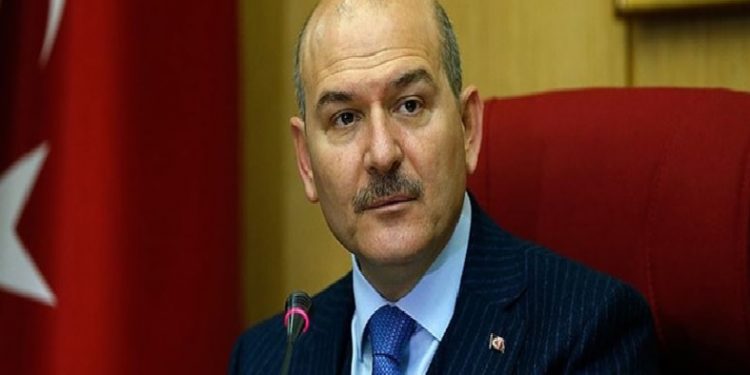 أردوغان يطيح بمقربين من سليمان صويلو خلال تعيينات جديدة