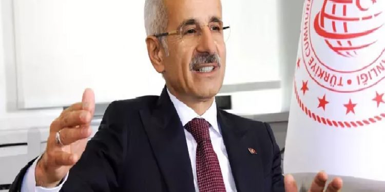 وزير النقل التركي: سنضاعف الرحلات الجوية بين تركيا ومصر