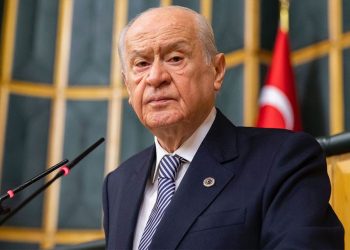 دولت بهجلي يدعو أوجلان لإعلان تصفية العمال الكردستاني