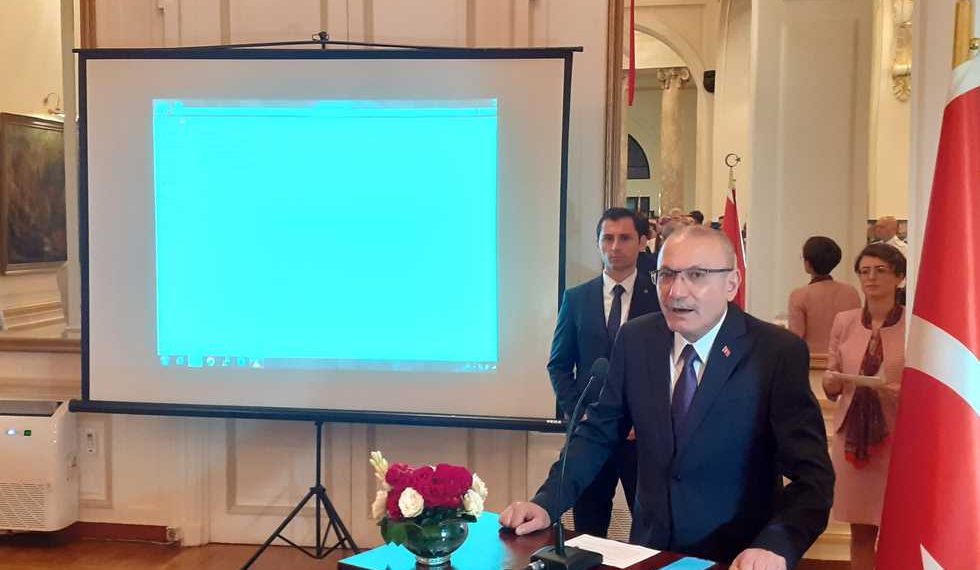 السفير التركي في مصر يهنئ الجيش المصري بذكرى نصر أكتوبر
