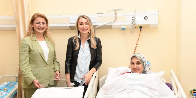 طفل تركي يحظي بنقل مجاني مدى الحياة في إسطنبول