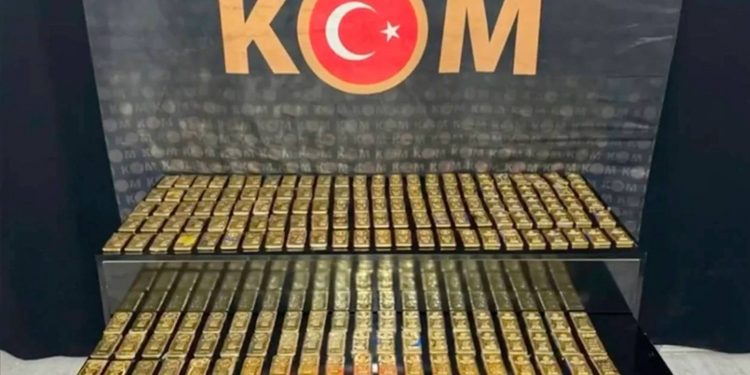 برلماني سابق عن العدالة والتنمية متهم بتهريب 60 كيلو ذهب