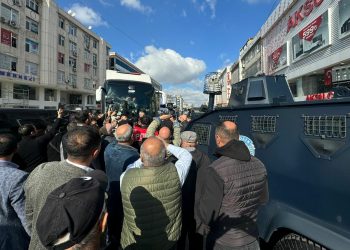 زعيم المعارضة التركية يدعو للاحتشاد في إسطنبول