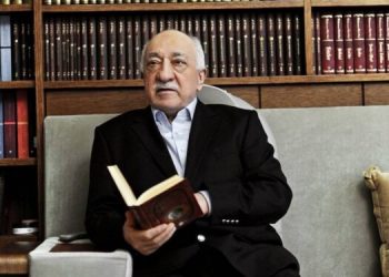 رويترز: كولن حليف أردوغان وعدوه