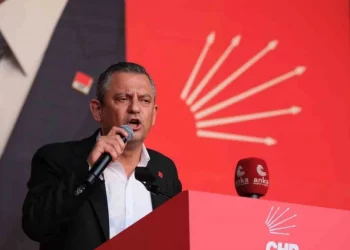 زعيم المعارضة التركية عفو الأسد فرصة لن تعوض