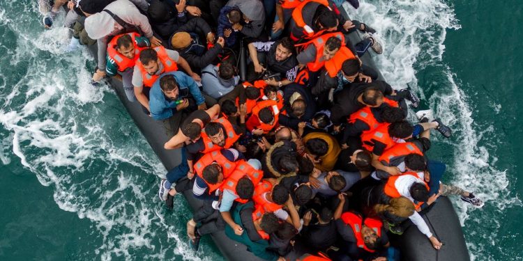 المملكة المتحدة تجري محادثات مع تركيا وإقليم كردستان بشأن اللاجئين