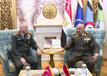 رئيس أركان الجيش التركي في زيارة رسمية إلى القاهرة