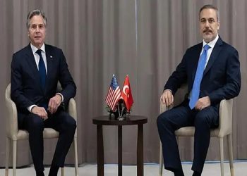 وزير الخارجية التركي يلتقي نظيره الأمريكي