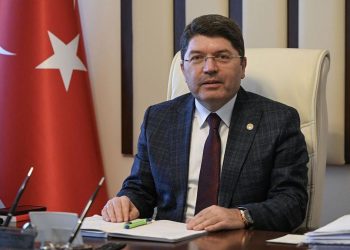 وزير العدل يعلق على تراجع تركيا بمؤشر سيادة القانون والفساد
