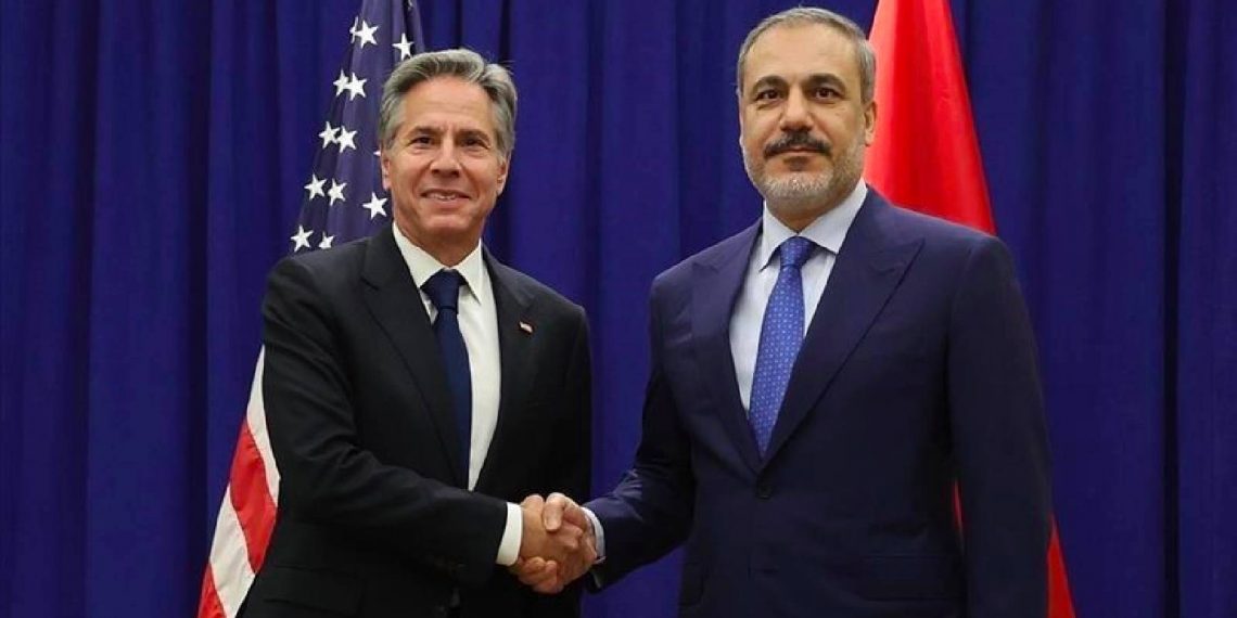 فيدان لنظيره بلينكن: لن نسمح للقوات الكردية بالاحتماء في سوريا