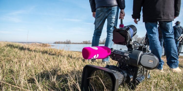 الاعتداءات على الصحفيين تبلغ ذروتها في تركيا خلال نوفمبر