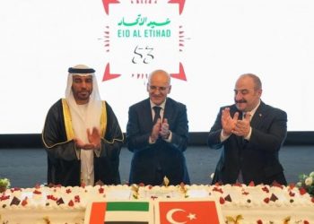 وزير المالية التركي: علاقاتنا السياسية مع الإمارات ممتازة
