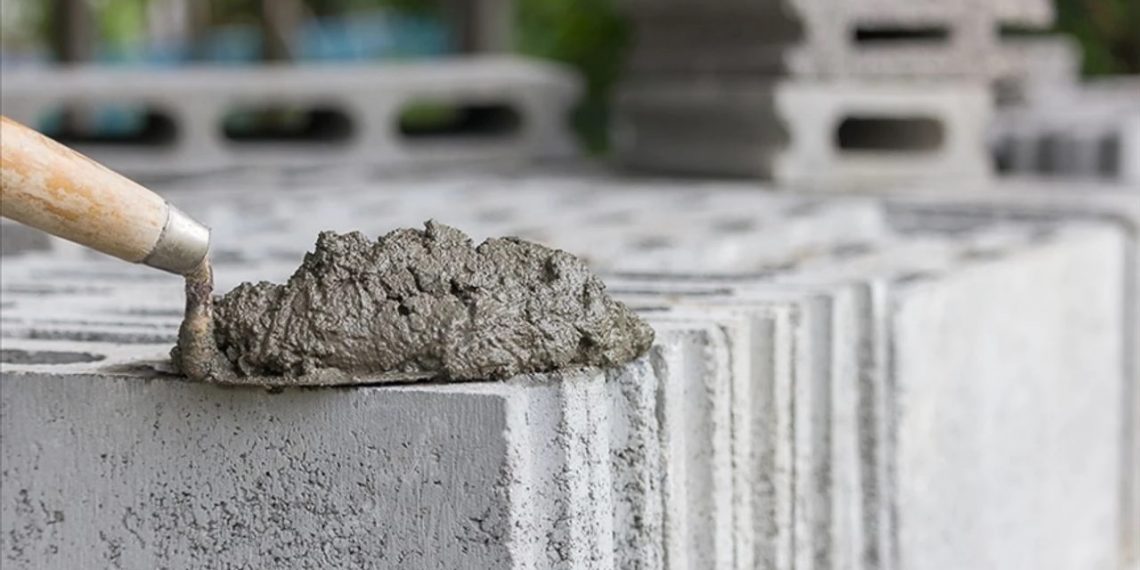 سقوط الأسد يرفع أسهم الأسمنت والحديد والصلب ببورصة إسطنبول