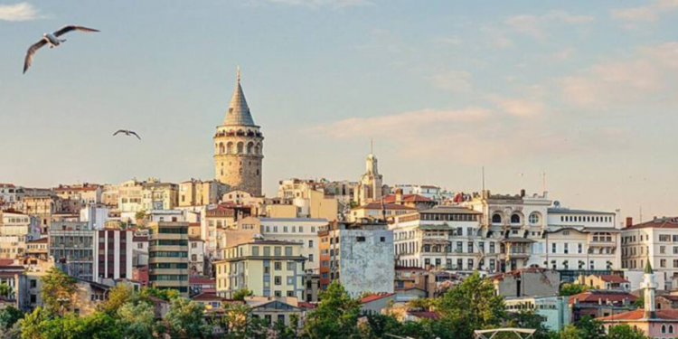 كم عدد المليارديرات الذين يعيشون في إسطنبول؟