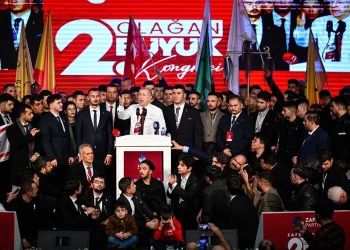 أوميت أوزداغ زعيمًا لحزب النصر من جديد