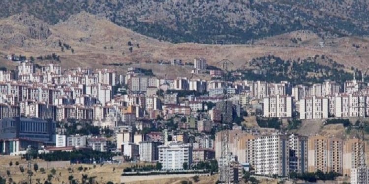 تركيا.. حظر تجوال في مركز ولاية شرناق