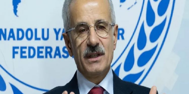 تركيا تستعد لاستئناف الرحلات الجوية إلى دمشق