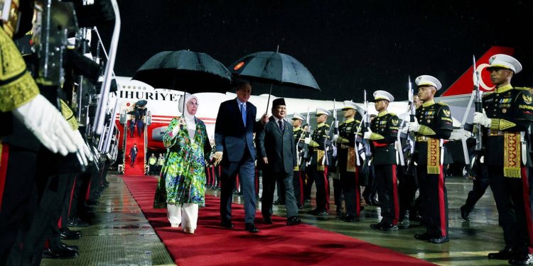 3 طائرات رئاسية ترافق أردوغان خلال جولته الخارجية