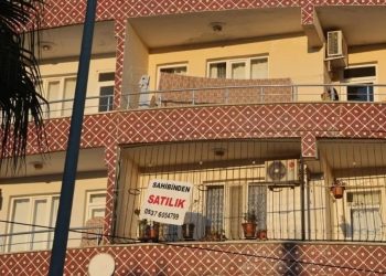 تركيا.. عودة السوريين تضع سوق العقارات السكنية في مأزق