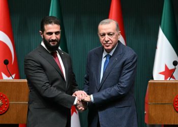 تركيا تدرس إنشاء قاعدة لتدريب الجيش السوري الجديد