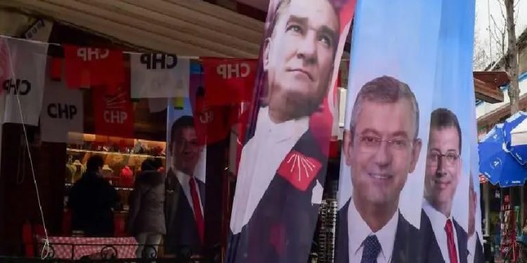 ما خيارات حزب الشعب الجمهوري حال إلغاء مؤتمر الحزب الكبير؟