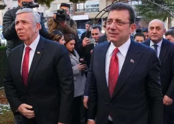 عمدة أنقرة يدعو إلى التصويت على المرشح الرئاسي للمعارضة