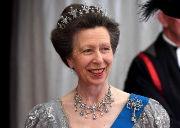 الأميرة “آن” تحضر حفلا تذكاريًّا بمناسبة الحرب العالمية الأولى في تركيا