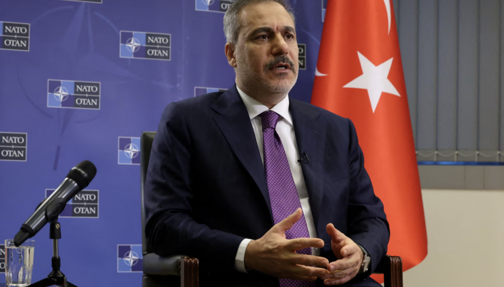 هاكان فيدان: تركيا لا تريد المواجهة مع إسرائيل في سوريا