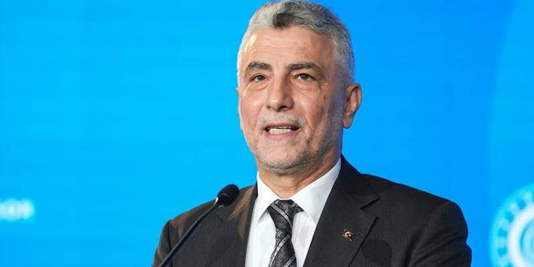 وزير التجارة التركي يزور الإمارات