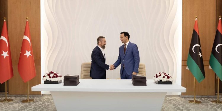 تعاون ضخم بين نجل حفتر وشركات تركية