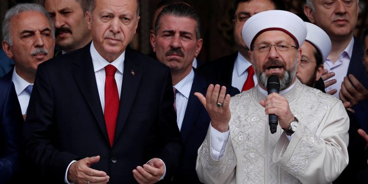 تركيا.. إنفاق “الشؤون الدينية” يفوق ميزانية 6 وزارات!