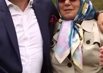 إمام أوغلو: “اشتقتُ إليكِ يا أمي”