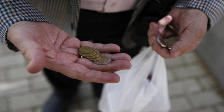 خط الفقر في تركيا يتجاوز 81 ألف ليرة شهرياً