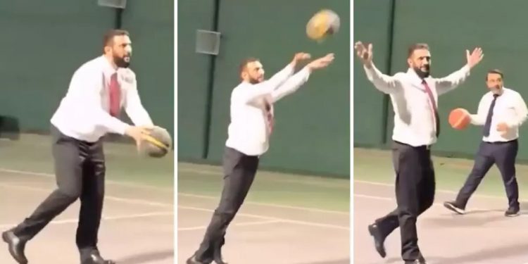 الشرع يلعب كرة السلة مع وزير خارجيته