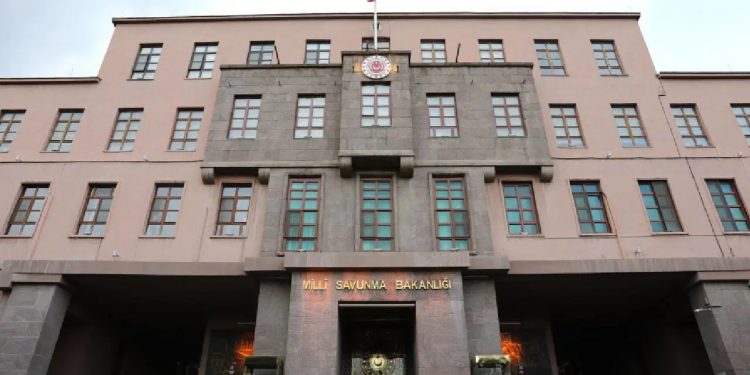 تركيا: جهود اليونان لاستبعادنا من مشاريع الدفاع الأوروبي ستفشل