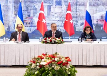 تركيا تتصدر قائمة المرشحين لاستضافة المحادثات الروسية-الأوكرانية