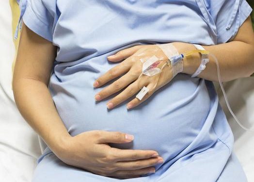 تركيا.. وزير الصحة يعلق على الولادة القيصرية