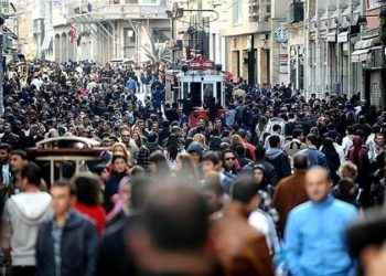 تركيا تتذيل قائمة الدخل في أوروبا