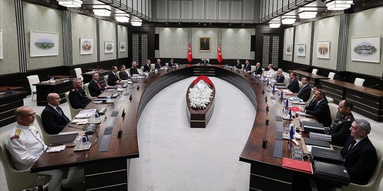 القومي التركي يشدد على أهمية سيادة ووحدة سورية