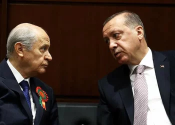 استطلاع رأي: شباب تركيا يخيبون آمال التحالف الحاكم
