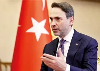 وزير الطاقة التركي: “نحن الدولة الأقل استهلاكًا للكهرباء في أوروبا”