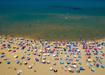 57.4% من الأتراك لا يستطيعون تحمل تكاليف إجازة لأسبوع واحد