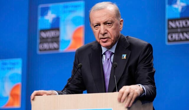 اعتقال 3 عمد بلديات جنوب تركيا