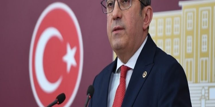 تركيا.. البرلمان يدرس رفع الحصانة عن 61 نائبا من “الشعب الجمهوري”